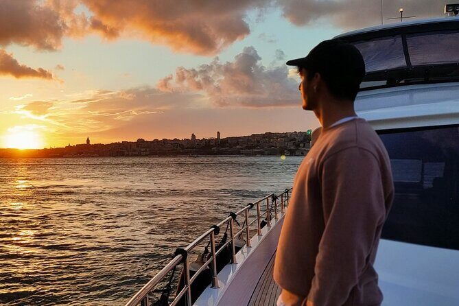 Bosphorus Sunset Cruise on Deluxe Yacht in Istanbul - Why This Bosphorus Sunset Cruise is Worth Considering