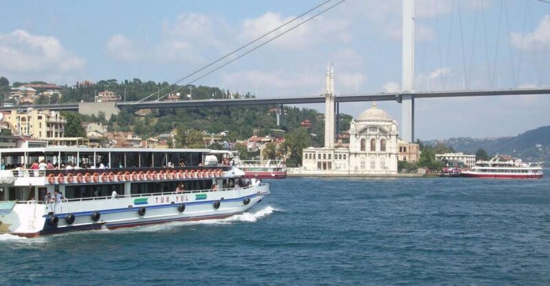 Bosphorus Tour With Lunch - Authentic Insights from Past Travelers