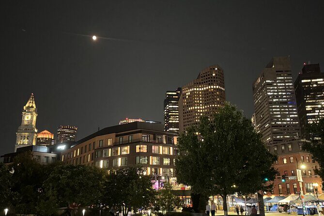 Boston After Dark - Authenticity and Atmosphere