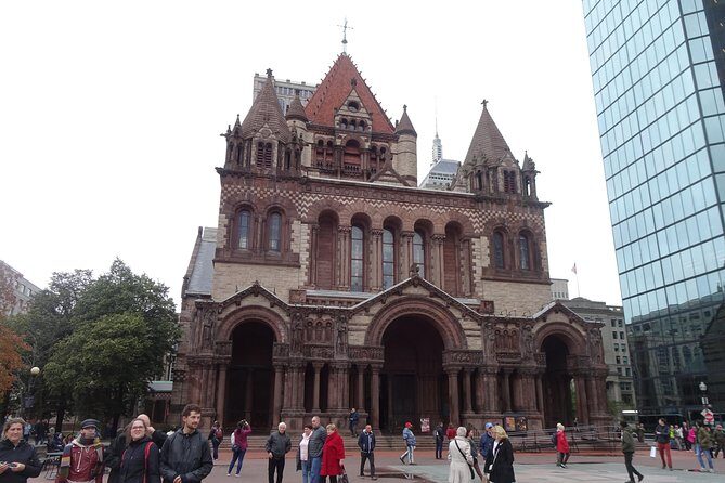 Boston Back Bay self-guided walking tour & scavenger hunt - FAQ