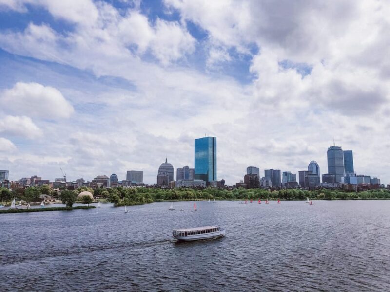 Boston: Charles River Sightseeing Cruise - Setting the Scene: What to Expect from the Charles River Sightseeing Cruise