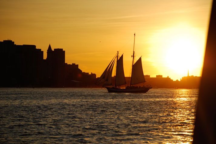 Boston: City Cruises Sunset Skyline Cruise with Commentary - Key Points