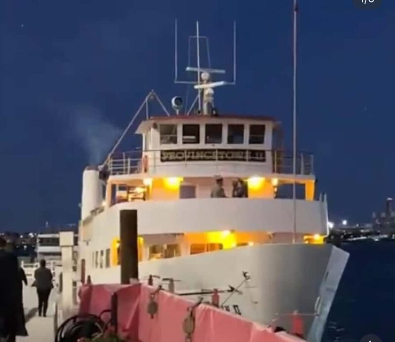 Boston: Dinner Cruise with Buffet and Live Music - Authentic Perspectives from Travelers