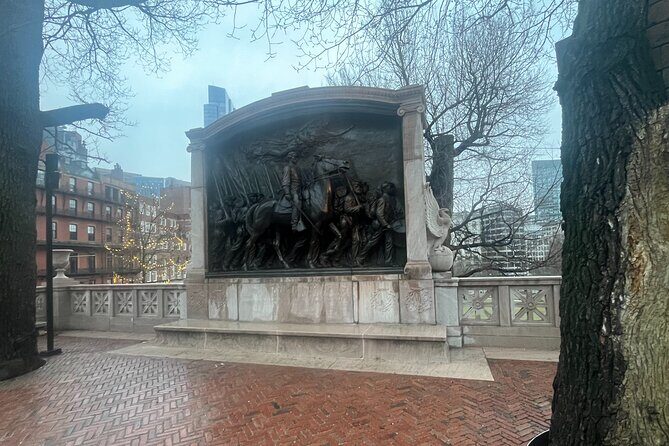 Boston Freedom Trail Private Car Tour - North End and Bunker Hill