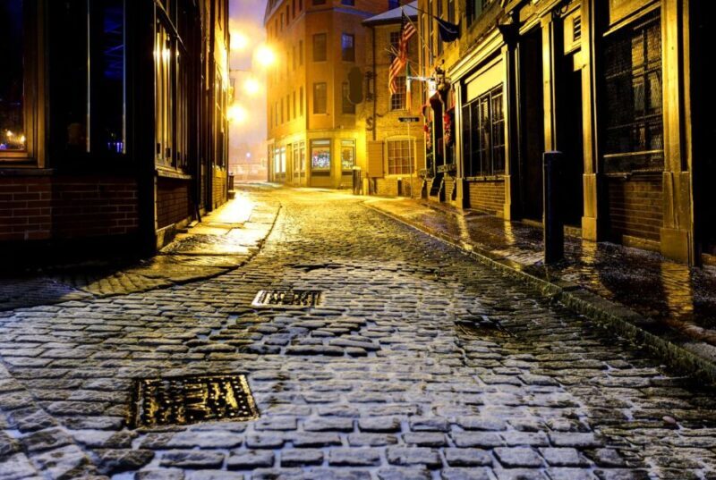 Boston: Haunted Pub Crawl of Historic Pubs and Taverns - Who Should Consider This Tour?