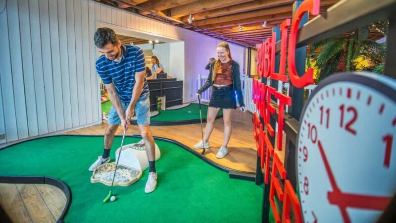 Boston: Putt Across America with US-Themed Mini Golf - A Closer Look at Putt Across America