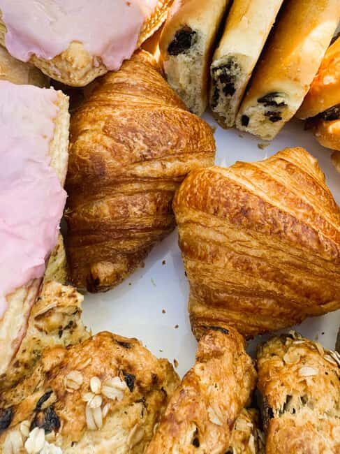 Boston: Sunday Pastry & Prosecco Sail on Boston Harbor - Key Points