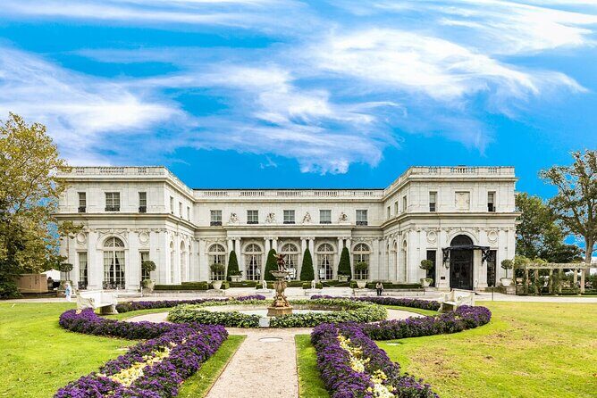 Boston to Newport Mansions Private Day Trip - Key Points