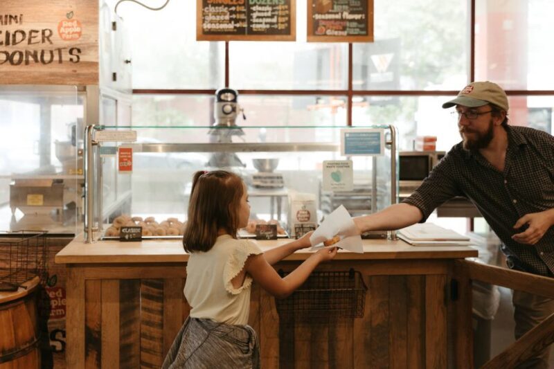 Boston: Ultimate Historic Food & Drink Tour - A Cozy Coffee Break and Sweet Finale