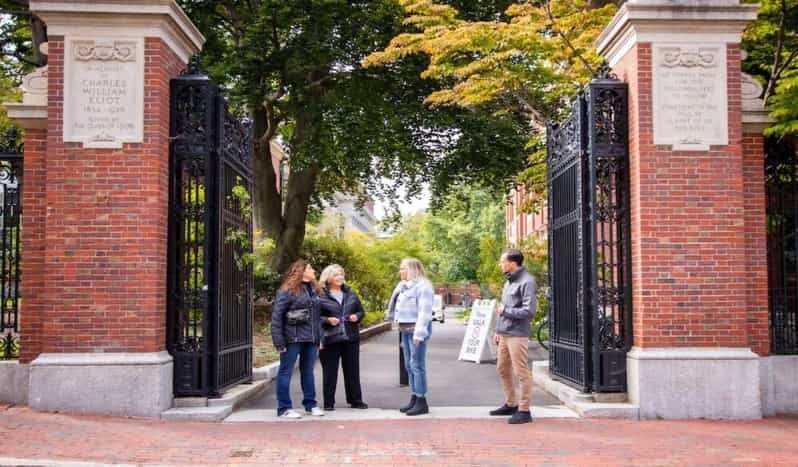 Boston Walking Tour with USS Constitution and Boat Cruise - Key Points