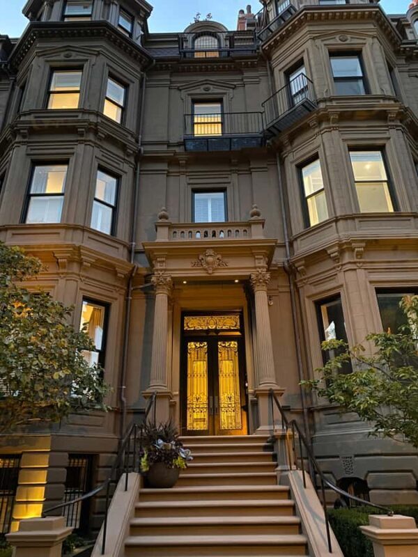 Boston's Back Bay: Private Guided Walking Tour - An In-Depth Look at the Tour Experience