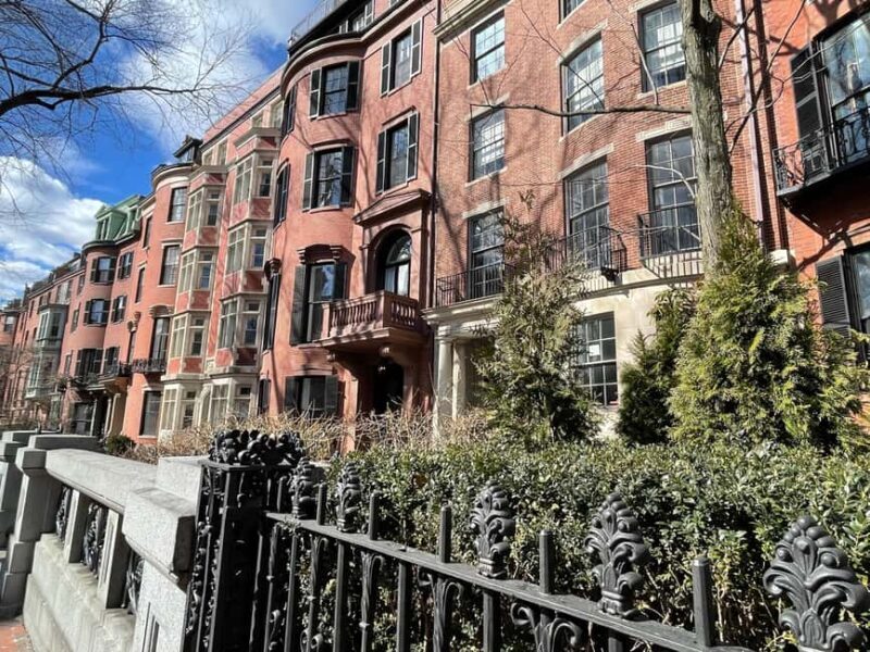 Boston's Beacon Hill: Small Group or Private Walking Tour - What to Expect in Terms of Logistics