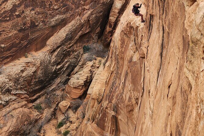 Bow and Arrow Canyon Hike and Rappel Adventure - Key Points