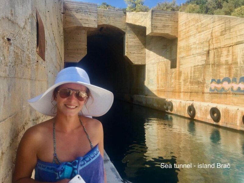 Bra & Bol private tour - Bol and the Historic Charm