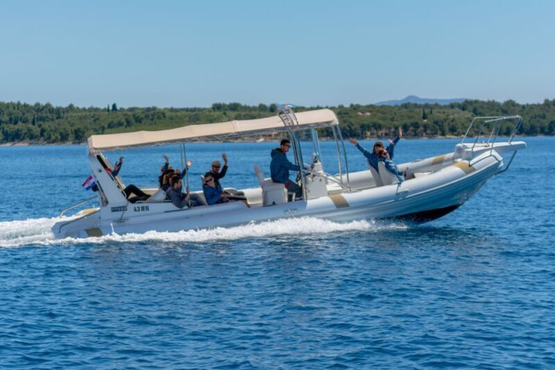Bra: Private Boat Tour to the Blue Lagoon & Trogir - FAQs