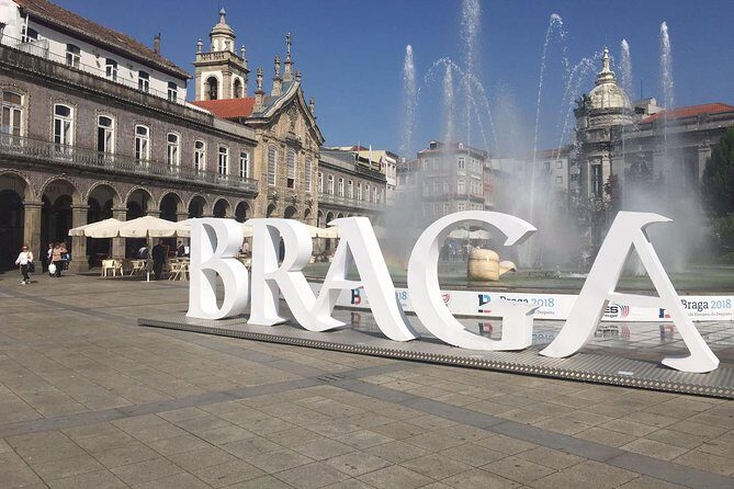 Braga and Guimaraes Small Group Tour with Lunch from Porto - Key Points
