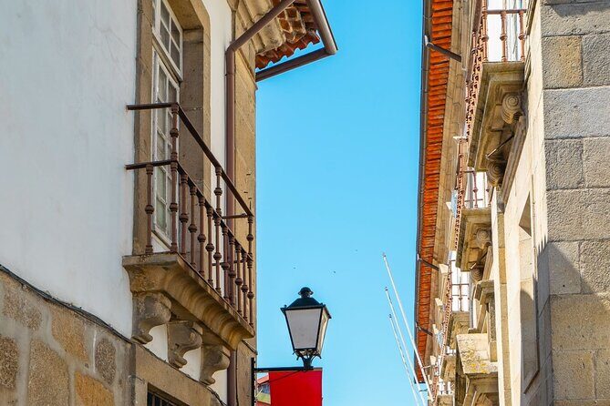 Braga/Guimarães: 1 Day with Lunch + farm and wine tasting - FAQ