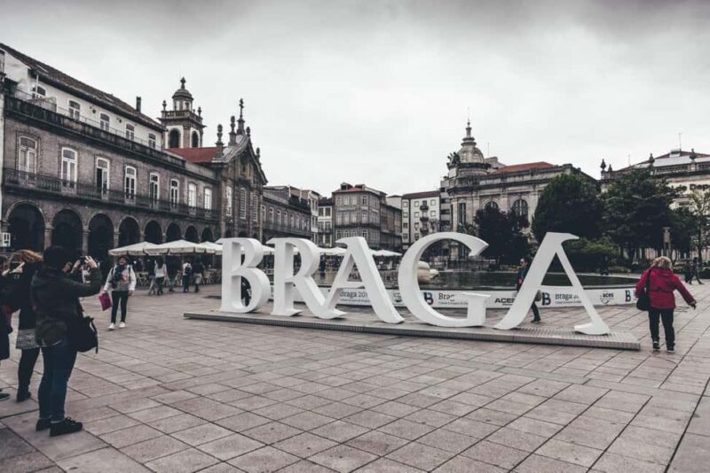 Braga & Guimaraes: Tour by Private Car - Transitioning to Guimarães – Portugal’s Birthplace