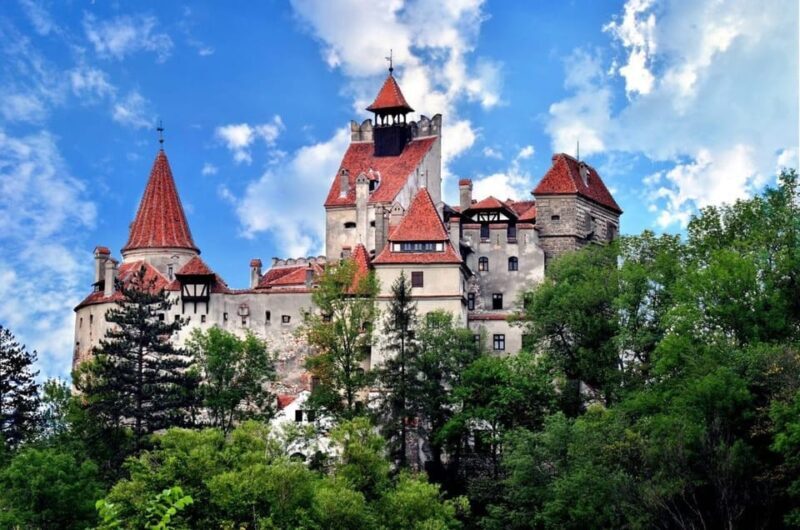 Bran Castle: City Break with Halloween Party, dinner, hotel - Who Might Want to Consider Alternatives