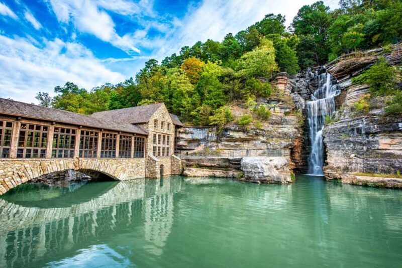 Branson: Dogwood Canyon Nature Park - Discovering Dogwood Canyon: A Hidden Gem in the Ozarks