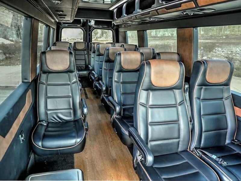 Branson: VIP Wine Tasting and Dinner Tour - Dinner at a Top Branson Restaurant (1.5 Hours)