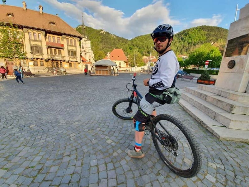 Braov Bike Exploration: Scenic Routes & Local Flavors - Summary: Who Should Consider This Tour?
