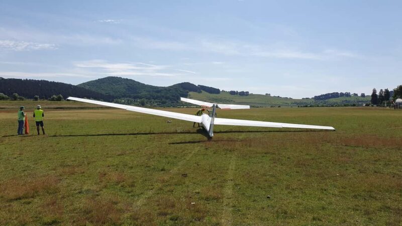 Brasov: Glider Flight Experience at Sanpetru Airfield - The Flight Itself