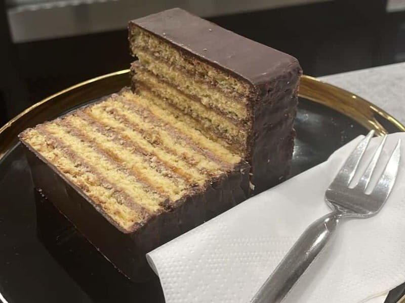 Bratislava: Old Town Cake Tasting Experience - Exploring the Experience in Detail