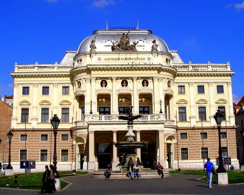 Bratislava Walking Tours with Licensed Guides - Who Is This Tour Best For?