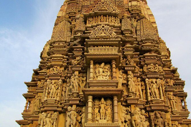 Breathtaking Raneh Waterfalls with Khajuraho erotic temples - Discovering Raneh Waterfalls: Natures Kaleidoscope