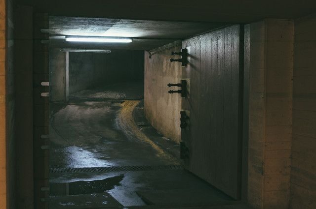 Bremen: Underground Guided Tour - Authentic Insights from Reviewers