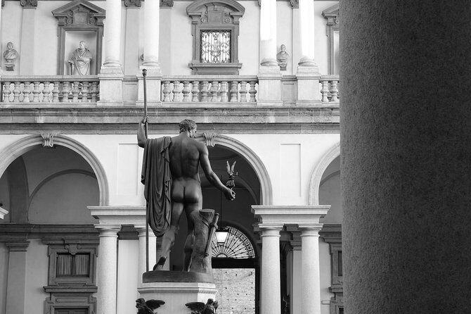 Brera district & Pinacoteca 2-hours guided experience with entrance tickets included - An In-Depth Look at the Tour Experience