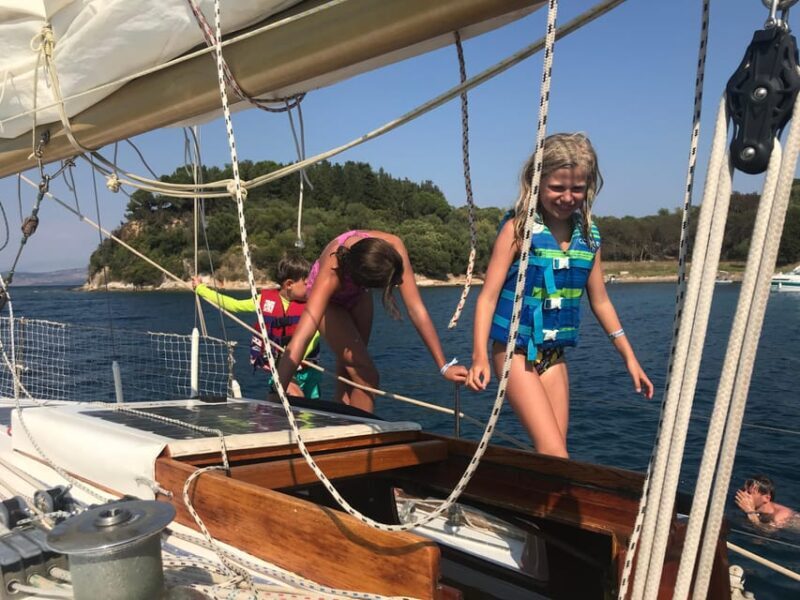 Bretagne Brest : Private Sailing charter Mer dIroise - An In-Depth Look at the Experience