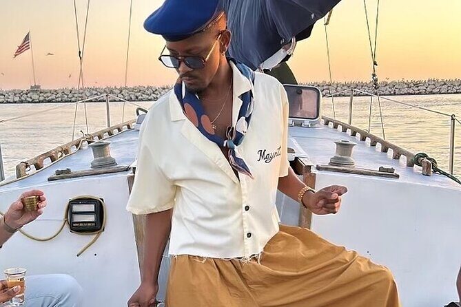 Bring Your Own Beverages One Hour Harbor Cruise - Key Points