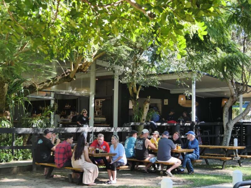 Brisbane: Island Pub Crawl with Lunch and High-Speed Boat - In-Depth Review