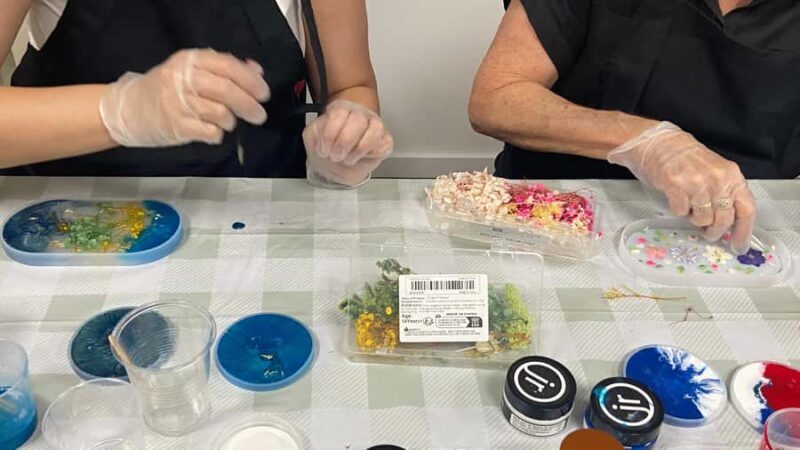 Brisbane: Resin Art Classes - Cheeseboards & Coasters - Key Points