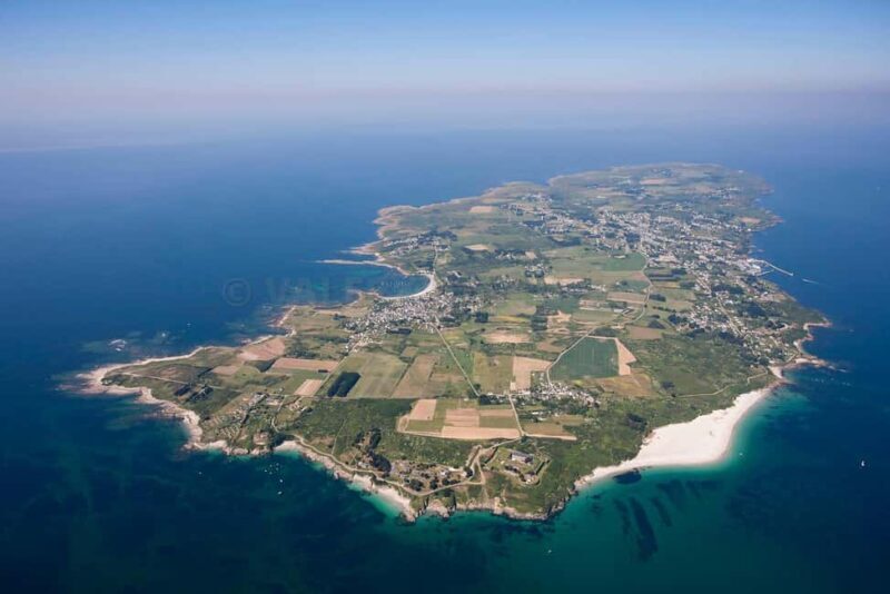 Brittany: Day trip to Groix Island - An Authentic Sailing Expedition in Brittany