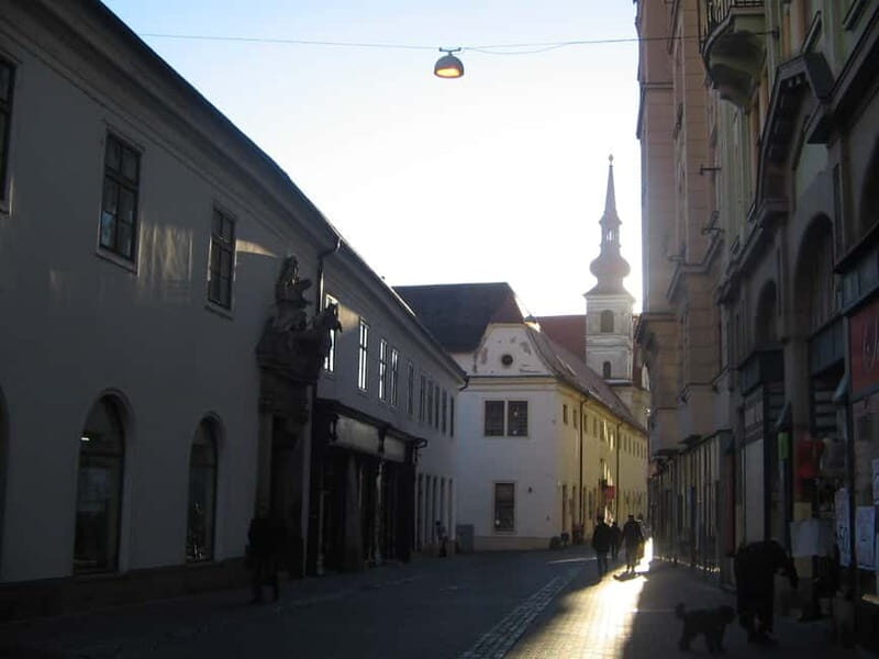 Brno: Historic Downtown Walking Tour - The Sum Up