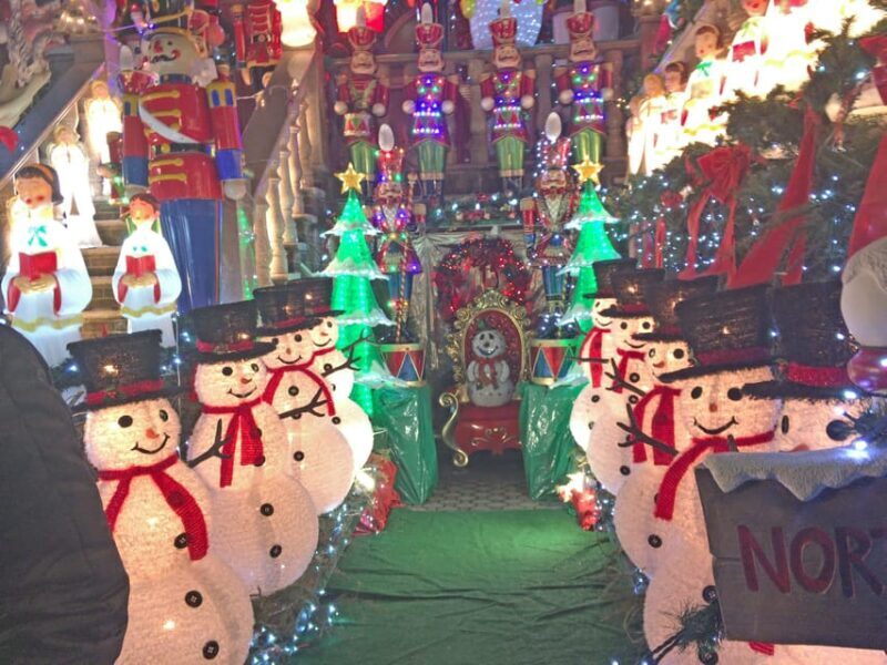 Brooklyn: Dyker Heights Christmas Walking Tour - An In-Depth Look at the Dyker Heights Christmas Lights Tour