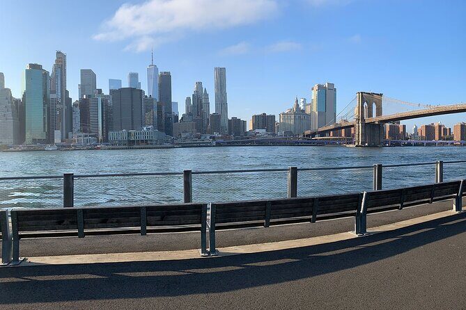 Brooklyn Heights: New York City's First Suburb - A Detailed Look at the Brooklyn Heights Tour