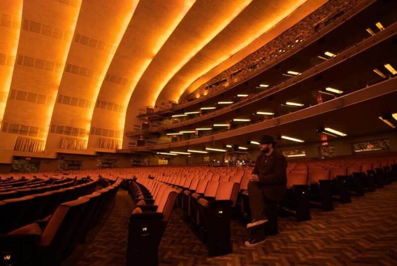 Brooklyn: Movie Locations Guided Tour with Entry Ticket - An In-Depth Look at the Tour Experience