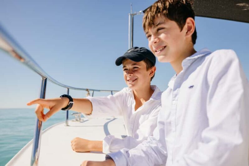 Broome: Snubfin Dolphin Cruises - An In-Depth Look at Broome’s Snubfin Dolphin Cruise