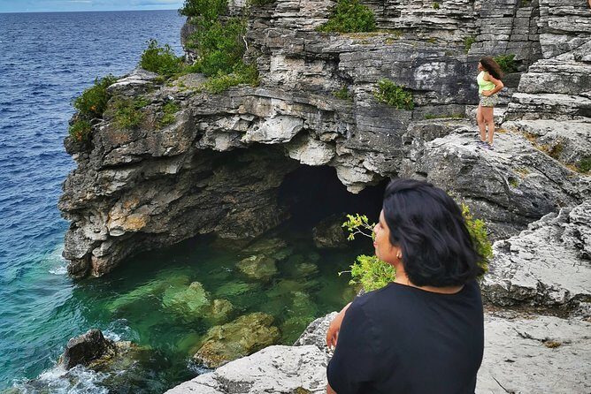 Bruce Peninsula Day Trip from Toronto - FAQs