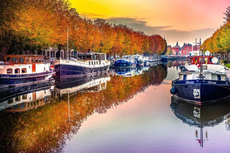 Bruges: Guided Walking Tour of the City - Exploring Bruges: Guided Walking Tour of the City