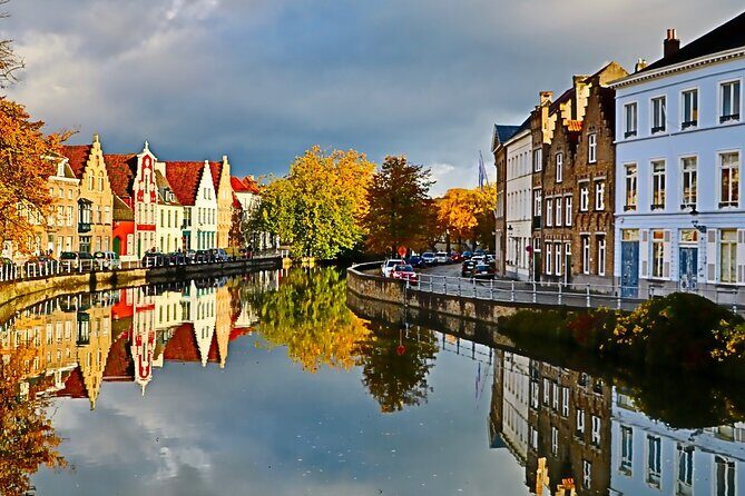 Bruges Highlights & Hidden Gems Small-group from Paris by Minivan - Who Will Love This Experience?