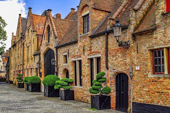 Bruges Highlights & Hidden Gems Small-group from Paris by Minivan - Final Thoughts