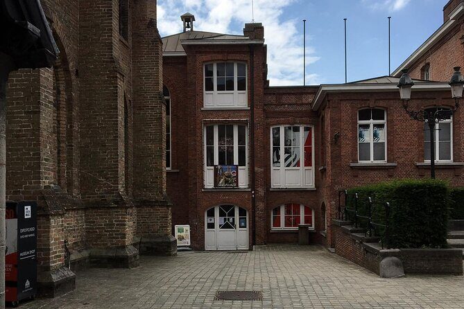 Bruges Legends and Hidden Treasures: A Self-Guided Audio Tour - FAQs