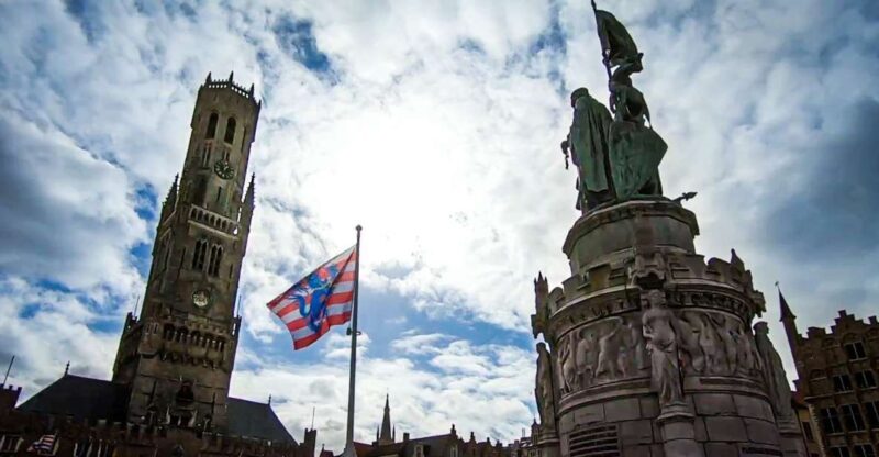 Bruges: Private Historical Highlights Walking Tour - A Thorough Look at the Tour Experience