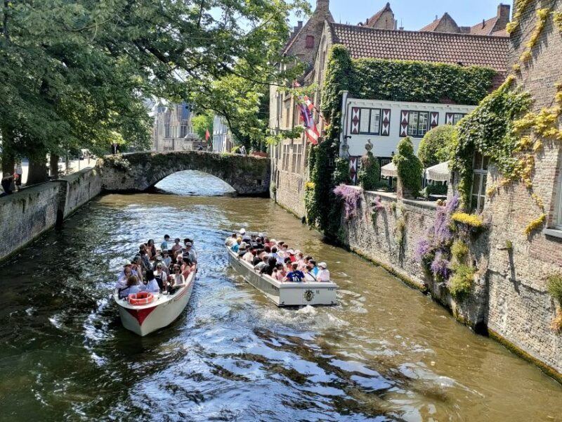 Bruges: Small Group Boat Cruise and Guided Walking Tour - Who Is This Tour Best For?