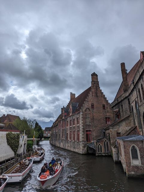 Bruges: Walking Tour with Hot Chocolate & Chocolate Tasting - Final Thoughts